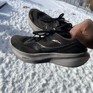 Saucony women’s Black Running Shoes